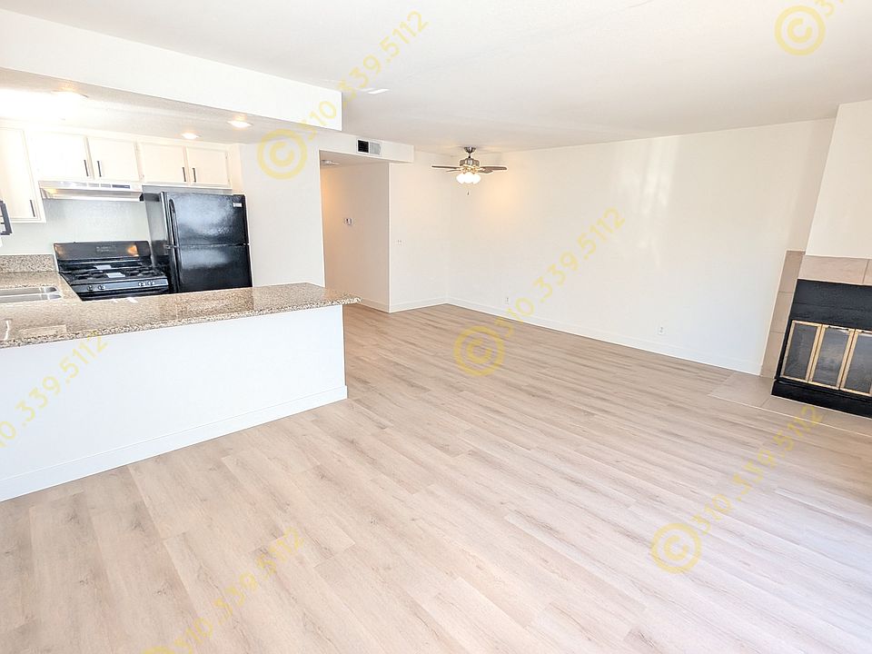 1st image of 10758 Lawler St #10