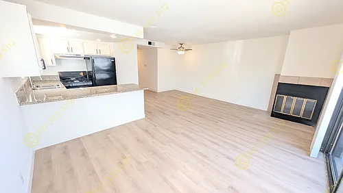10758 Lawler St Photo 1