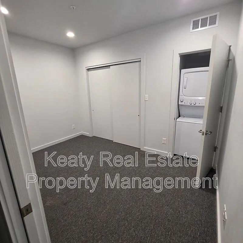 1 bed, 1.0 bath, 700 sqft, $1,095 — Photo 4