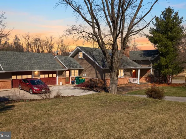 21680 Leitersburg Pike, Hagerstown, MD 21742