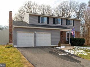 9116 Fox Lair Dr, Burke, VA 22015