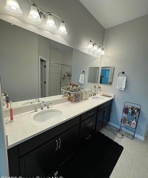 3010 Avalonia Dr — Photo 38