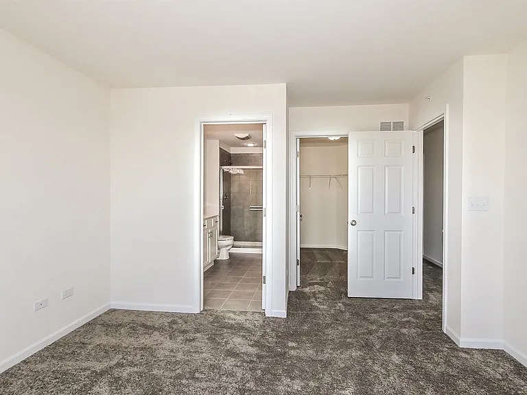 1923 Continental Ave #1923 — Photo 9