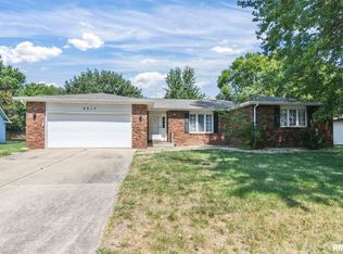 2517 Longwood Dr, Springfield, IL 62704