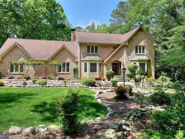 4853 Carlene Way SW, Lilburn, GA 30047