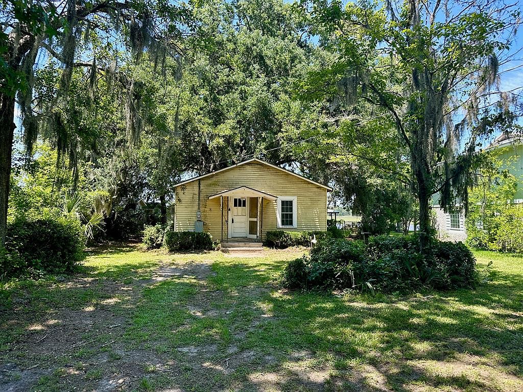 299 E 1st St, Midway, GA 31320 Zillow