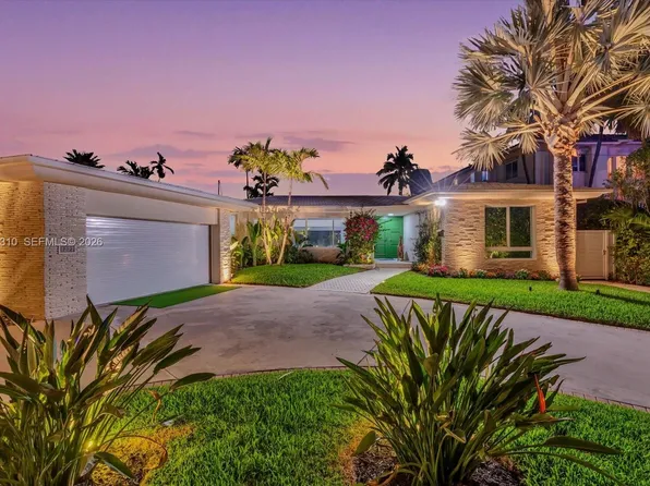 1277 Biscaya Dr, Surfside, FL 33154