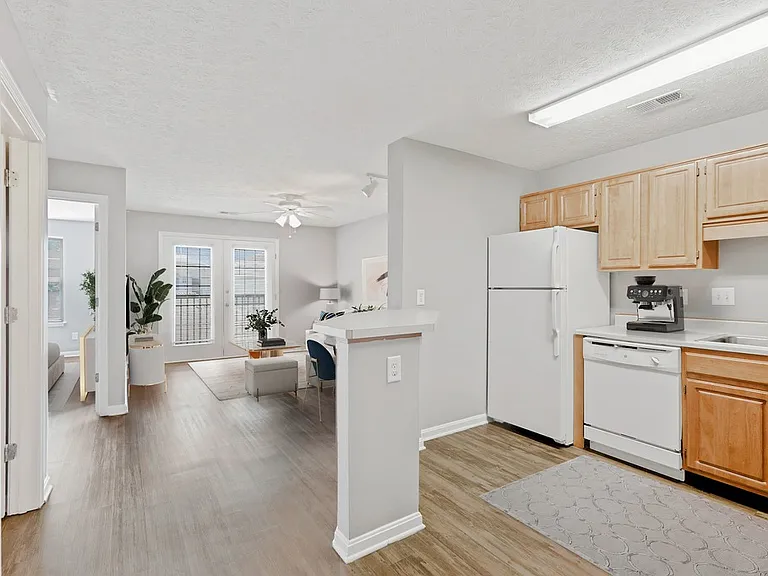 Maple Brook Apartments — Photo 18