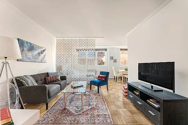1st image of 63 E 9th St APT 10B