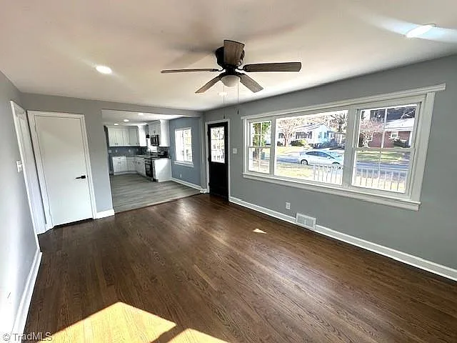 2062 K Court Ave — Photo 23