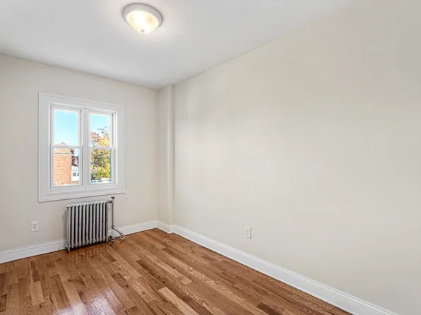 61-12 Main Street image 14 of 31