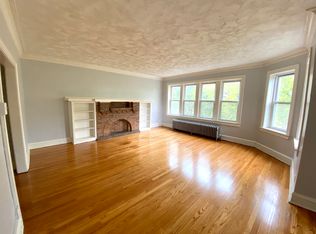 7931 S Manistee Ave #3N, Chicago, IL 60617