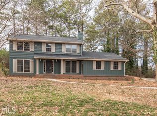 2306 Country Club Dr SE, Conyers, GA 30013