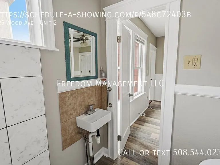 425 Wood Ave #2 — Photo 13