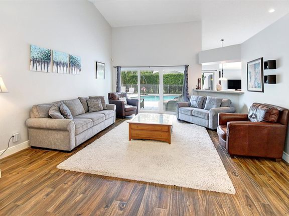 4th image of 10026 NW 56th Court