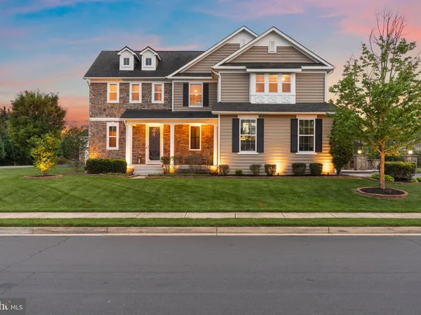 41877 Rawnsley Dr, Ashburn, VA 20148