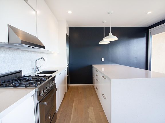 5th image of 3420 Market St APT 9