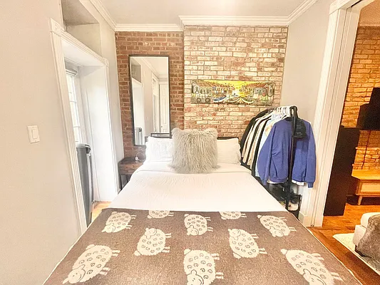 Rented by Century 21 Premier  | media 66