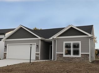 1376 Verdigris Pass, Fort Wayne, IN 46845