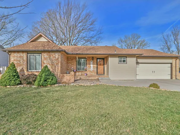 1625 N Skyview St, Wichita, KS 67212
