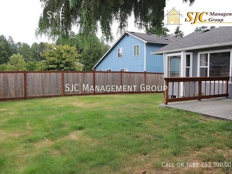8711 158th St E — Photo 16