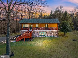 128 Heavenly Acres Ln, Berkeley Springs, WV 25411