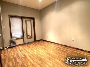41 W 46th St #B2, New York, NY 10036