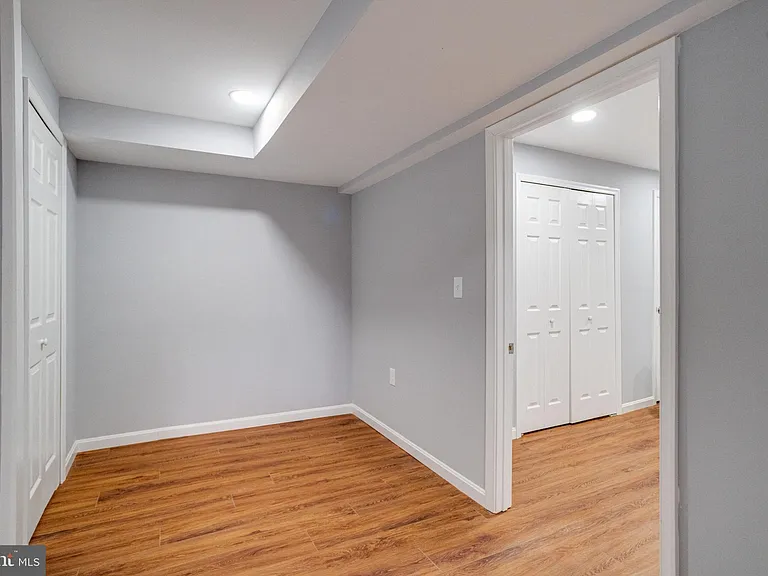 1359 Raleigh Dr — Photo 43