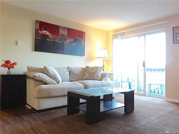 3rd image of 16817 Larch Way Unit C203