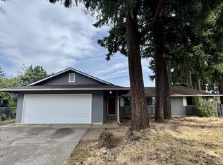 904 SE 205th Dr, Gresham, OR 97030