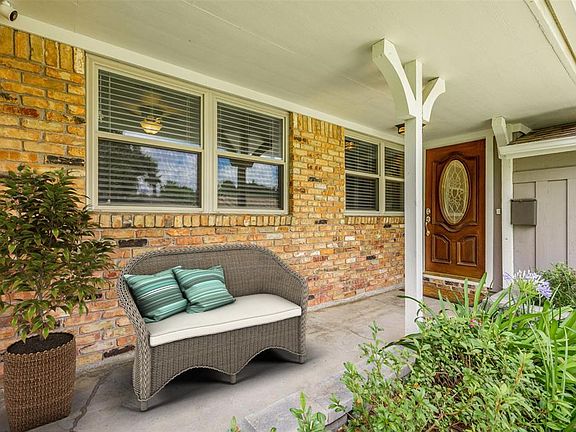 5th image of 2406 Willowby Dr