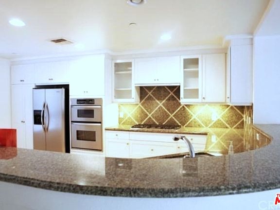 4th image of 5831 Seawalk Dr Unit 132