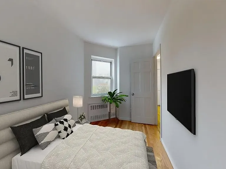 118 E 92nd St #4D — Photo 2