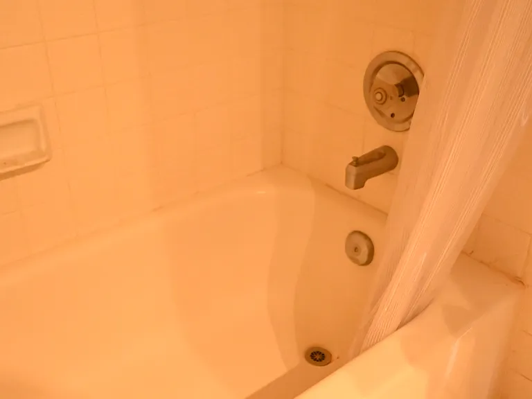 2700 Cove Cay Dr #4G — Photo 8