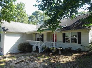 135 Ruben Rd, Byron, GA 31008