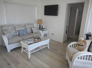121 Esmeralda Ave, Daytona Beach Shores, FL 32118