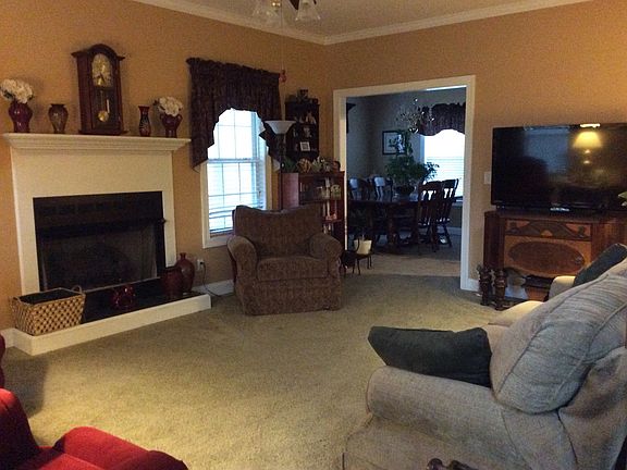 5th image of 3336 Tamara Ln