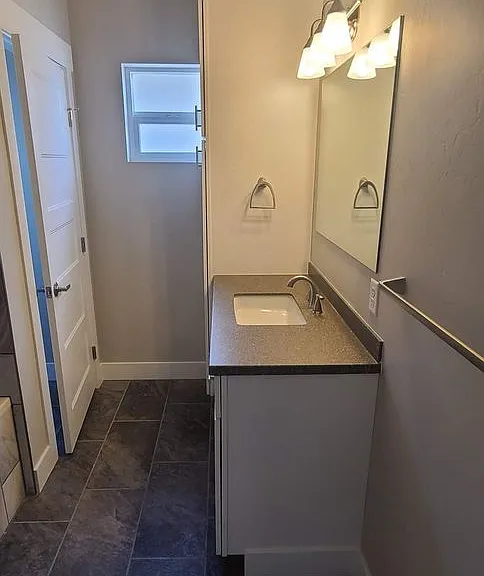 423 Brealyn Ct #B — Photo 17