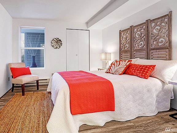 3rd image of 3022 SW Bradford St APT 3