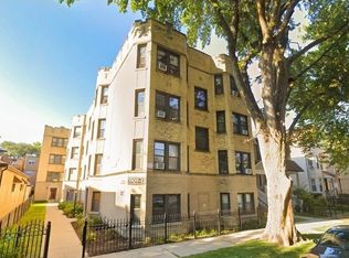 1910 W Larchmont Ave #3C, Chicago, IL 60613