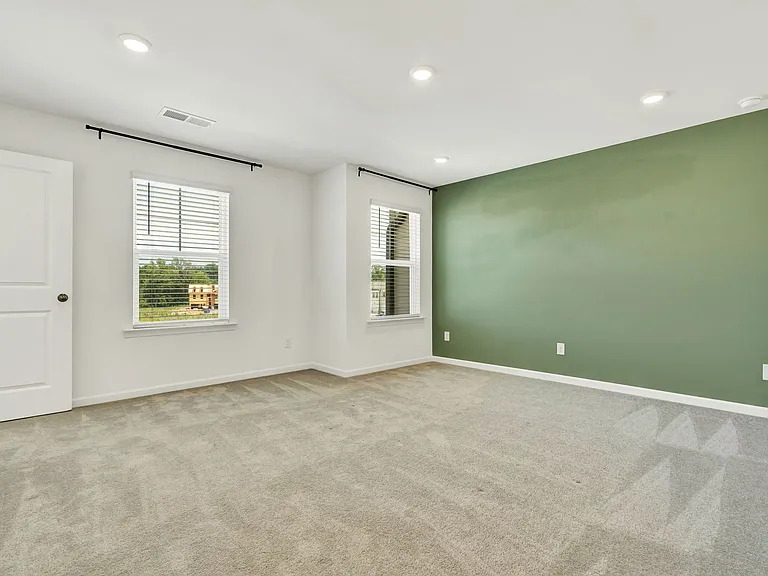 5010 Highwood Dr NE — Photo 21