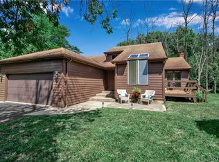 2 Partridge Run, Amherst, NY 14228