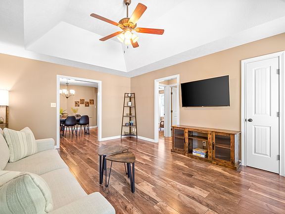 4th image of 3466 Fox Meadow Way