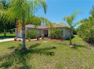 107 Baytree Dr, Rotonda West, FL 33947