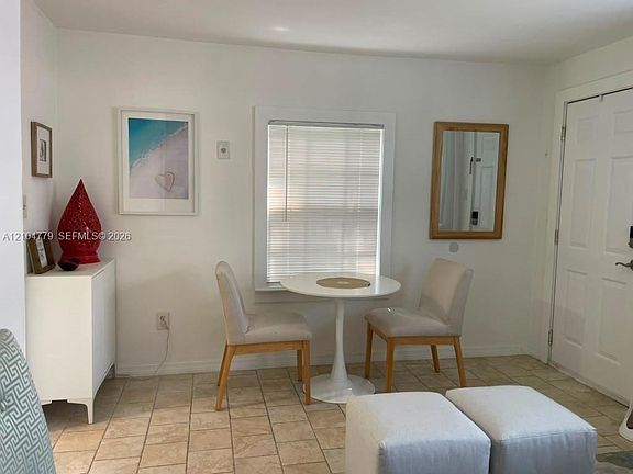 5th image of 4176 SW 9th St #B