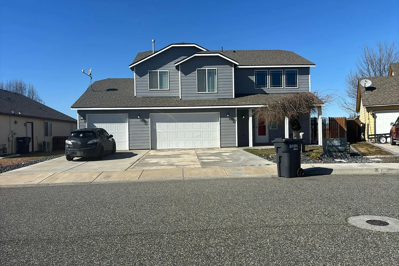 5306 Reagan Way photo 1