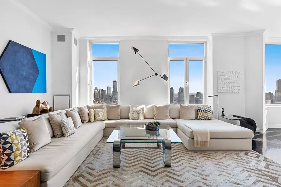 1st image of 400 E 51st St APT 28B