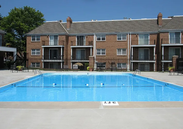 The Heights Apartments — Photo 3