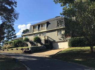 1012 Palmyra Dr, Tega Cay, SC 29708