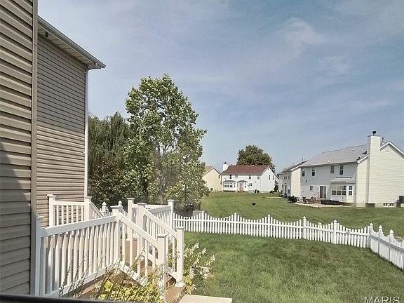 5th image of 15452 Jost Main St